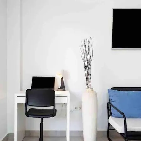 Renovado Estudio Con Balcon Apartmán